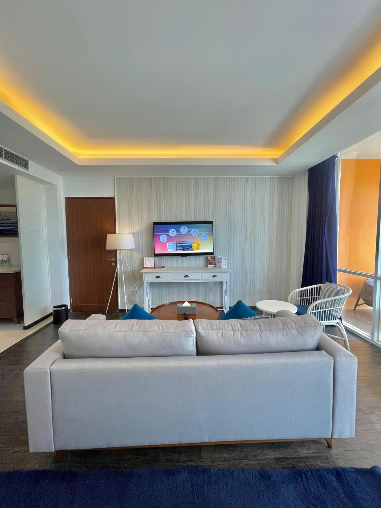 Swiss-Belresort Belitung Tanjungbinga Exterior foto
